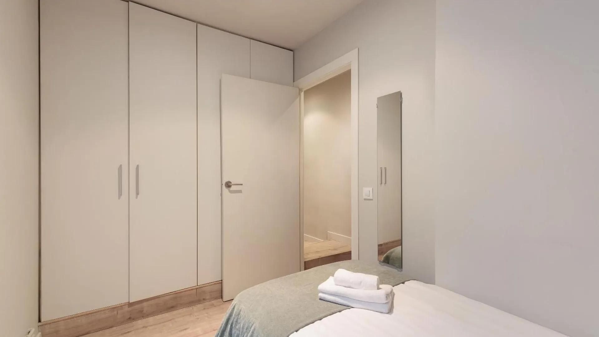 Letsgo Diagonal Avenue Apartment Barcelona Spanje