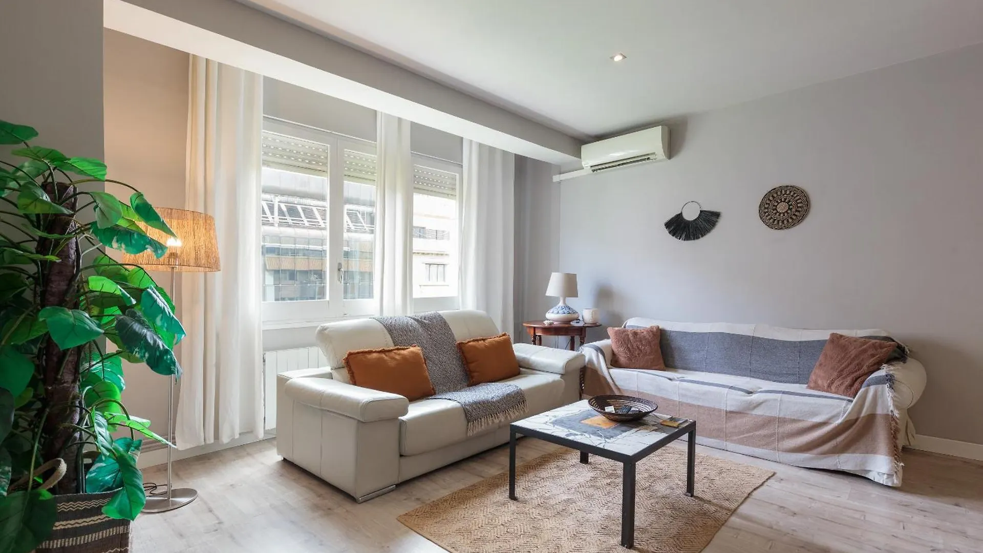Letsgo Diagonal Avenue Apartment Барселона